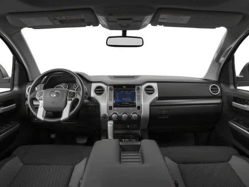 Used 2016 Toyota Tundra SR5 w/ SR5 Upgrade Package RWD image 11