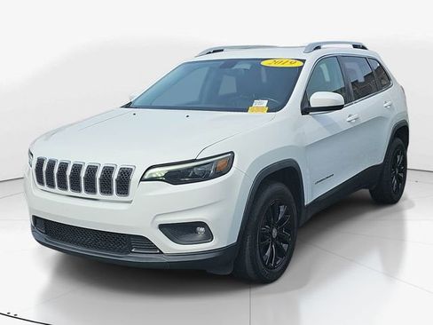 Used 2019 Jeep Cherokee Latitude Plus image 8