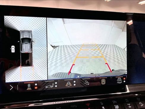 Used 2025 Chevrolet Silverado 2500 ZR2 w/ ZR2 Bison Edition image 30