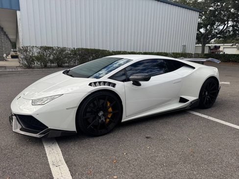 Used 2015 Lamborghini Huracan LP 610-4 image 4