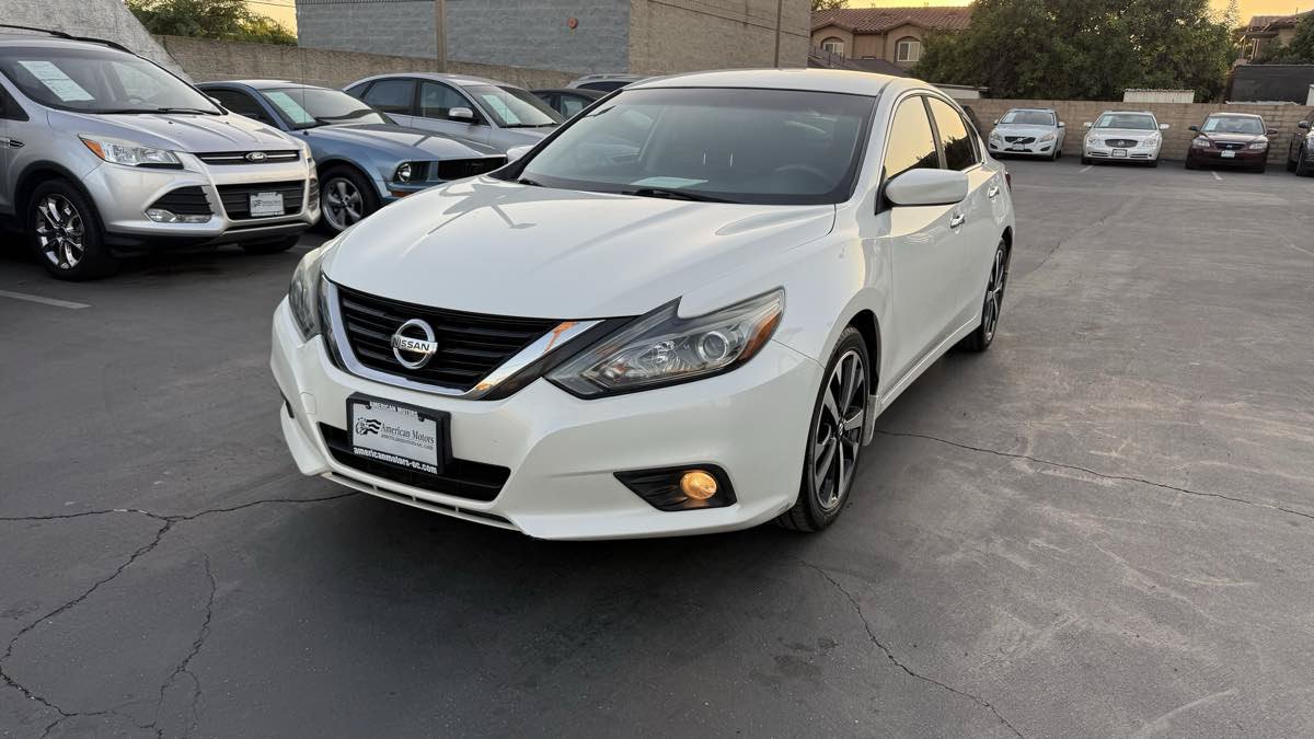Used 2018 Nissan Altima 2.5 SR FWD image 10