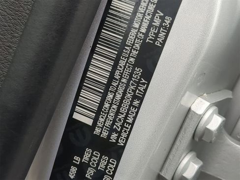 Used 2019 Jeep Renegade Latitude w/ Cold Weather Group image 41