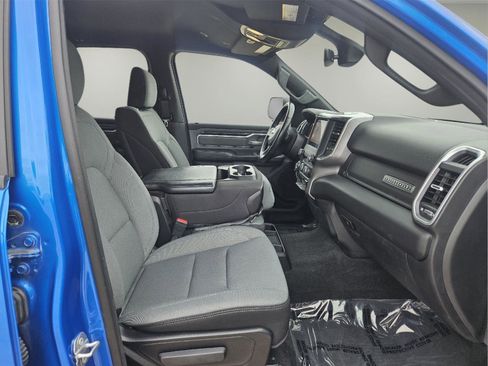 Used 2022 RAM 1500 Big Horn AWD/4WD image 7