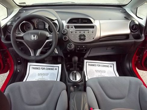 Used 2010 Honda Fit image 5