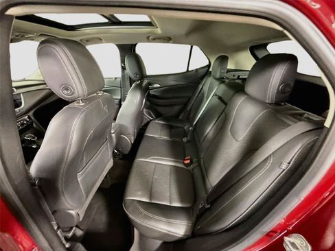 Used 2021 Buick Encore GX Essence w/ Advanced Technology Package AWD/4WD image 18