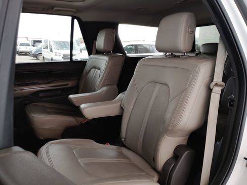 Used 2019 Ford Expedition Limited AWD/4WD image 25