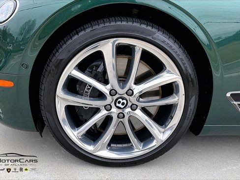 Used 2023 Bentley Continental GT Azure image 10