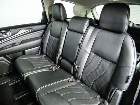 Used 2019 INFINITI QX60 Luxe w/ Essential Package FWD image 16