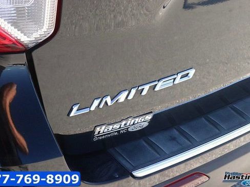 Certified 2022 Ford Explorer Limited w/ Equipment Group 301A image 9