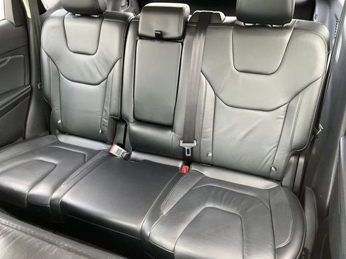 Used 2016 Ford Edge Titanium w/ Technology Package image 20