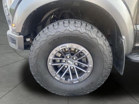 Certified 2019 Ford F150 Raptor w/ Equipment Group 802A Luxury AWD/4WD image 9