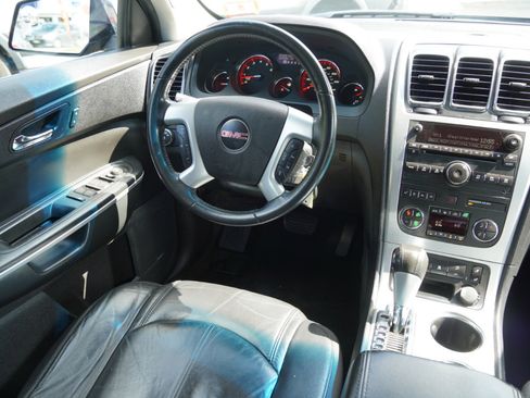 Used 2012 GMC Acadia SLT image 17