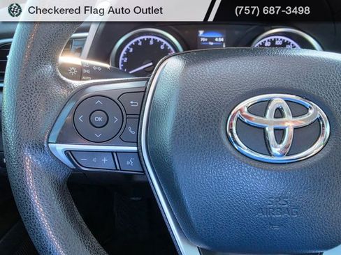 Used 2021 Toyota Camry LE FWD image 28