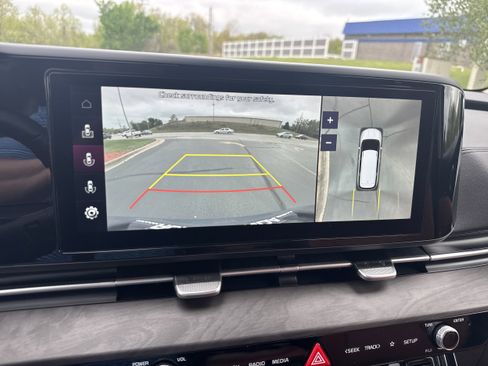 Used 2022 Kia Carnival SX image 20