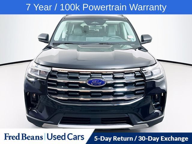 Used 2026 Ford Explorer Active AWD/4WD image 2