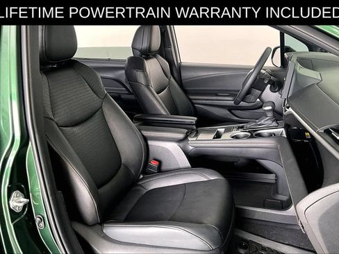 Used 2025 Toyota Sienna XLE Woodland Edition AWD/4WD image 9