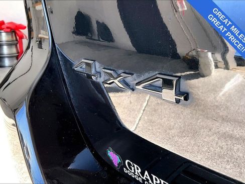 Used 2021 Jeep Grand Cherokee Laredo X image 41