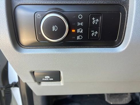Used 2024 Ford F550 4x4 Crew Cab Super Duty image 25