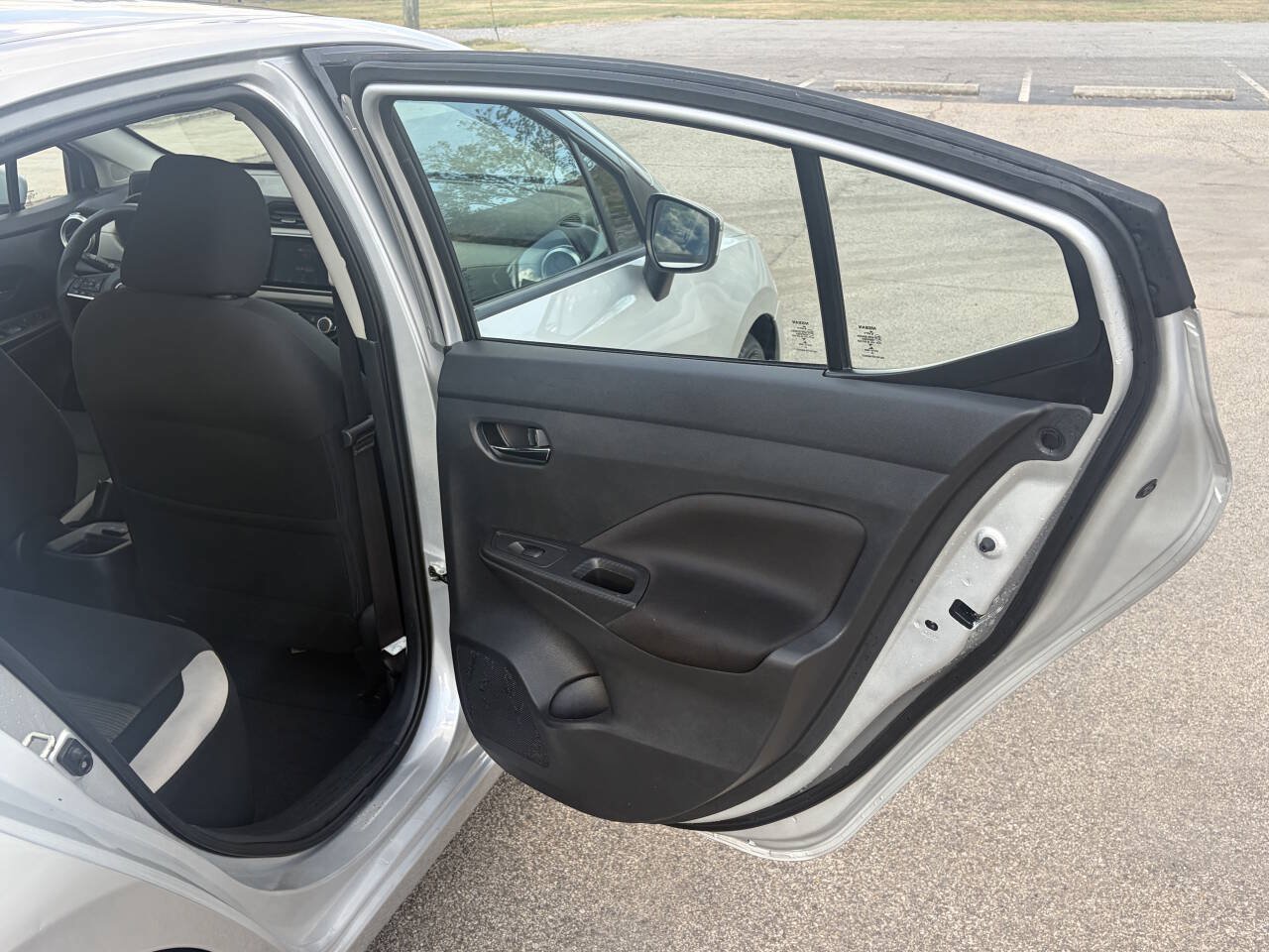Used 2021 Nissan Versa SV FWD image 20