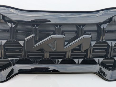 Used 2025 Kia Telluride EX X-Line image 32