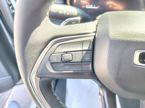 New 2025 Jeep Grand Cherokee Altitude image 34