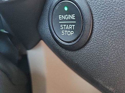 Used 2021 Ford Escape SEL image 14