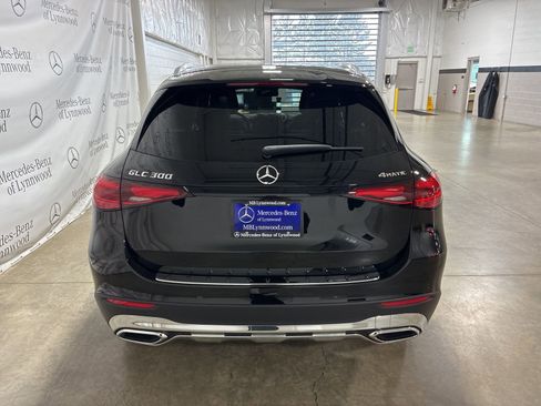 Used 2025 Mercedes-Benz GLC 300 GLC 300 image 4