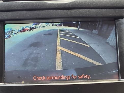 Used 2014 Toyota Prius V Three image 24