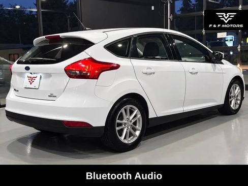 Used 2016 Ford Focus SE FWD image 3
