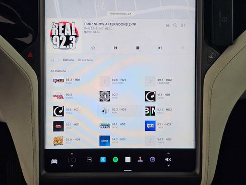 Used 2019 Tesla Model X 75D AWD/4WD image 27