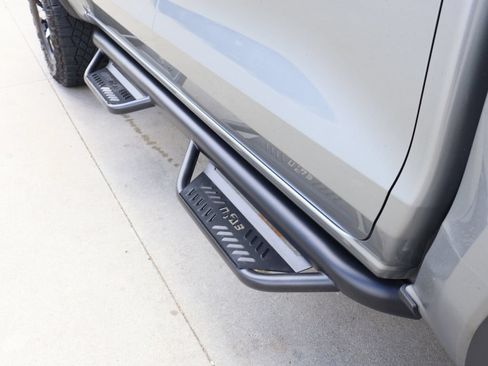 Certified 2024 GMC Canyon AT4X AWD/4WD image 10