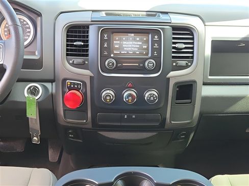 Used 2018 RAM 1500 Express w/ Express Value Package RWD image 13