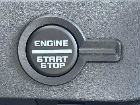 New 2026 Ford Bronco Outer Banks AWD/4WD image 25