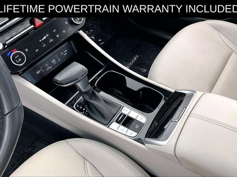Used 2025 Hyundai Tucson SEL FWD image 17