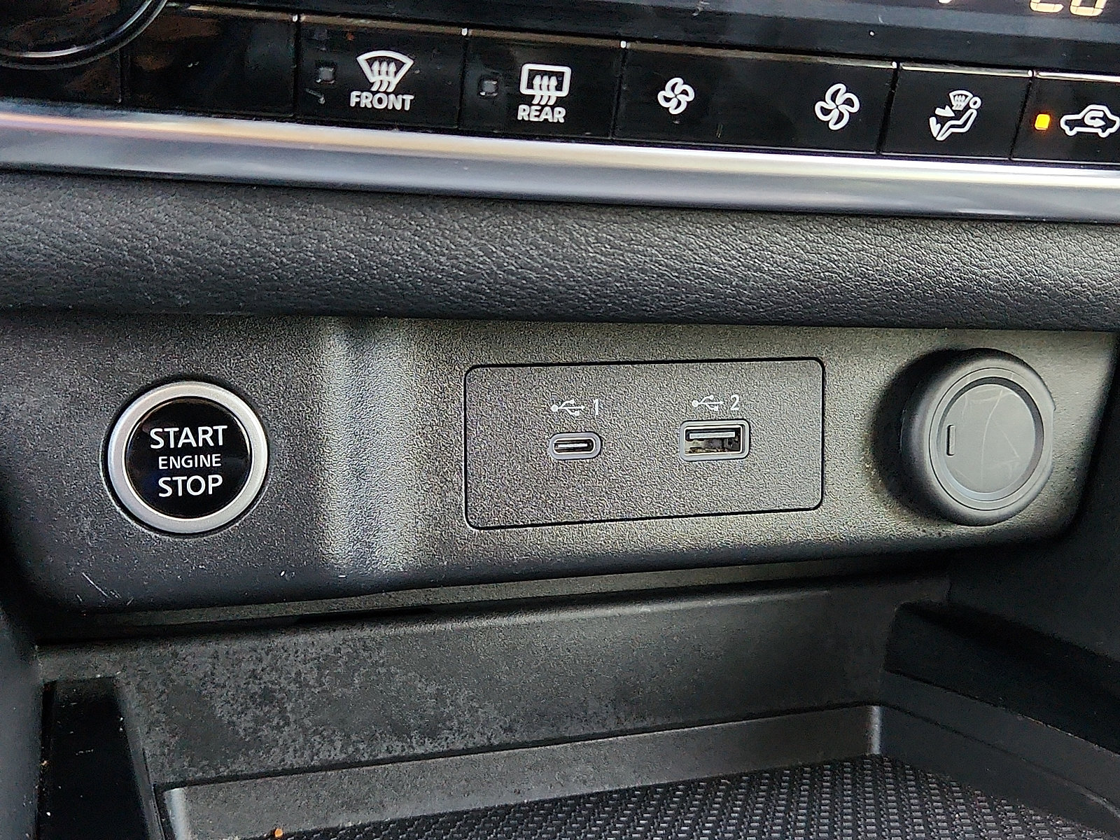 Used 2023 Nissan Rogue SV FWD image 21