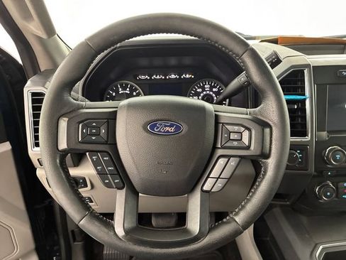 Used 2016 Ford F150 XLT w/ Equipment Group 302A Luxury AWD/4WD image 22