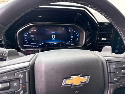 Used 2023 Chevrolet Silverado 1500 High Country w/ Z71 Off-Road Package AWD/4WD image 15