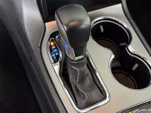 Used 2020 Jeep Grand Cherokee Limited image 30