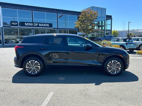 Used 2024 Chevrolet Blazer EV LT AWD/4WD image 6
