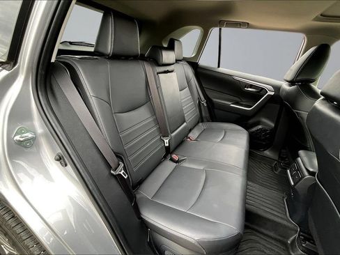 Used 2023 Toyota RAV4 XLE Premium AWD/4WD image 23