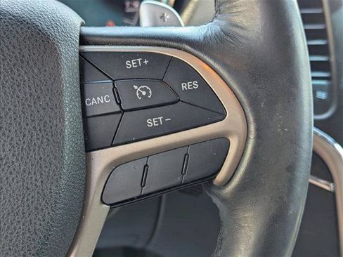 Used 2015 Jeep Grand Cherokee Limited AWD/4WD image 12