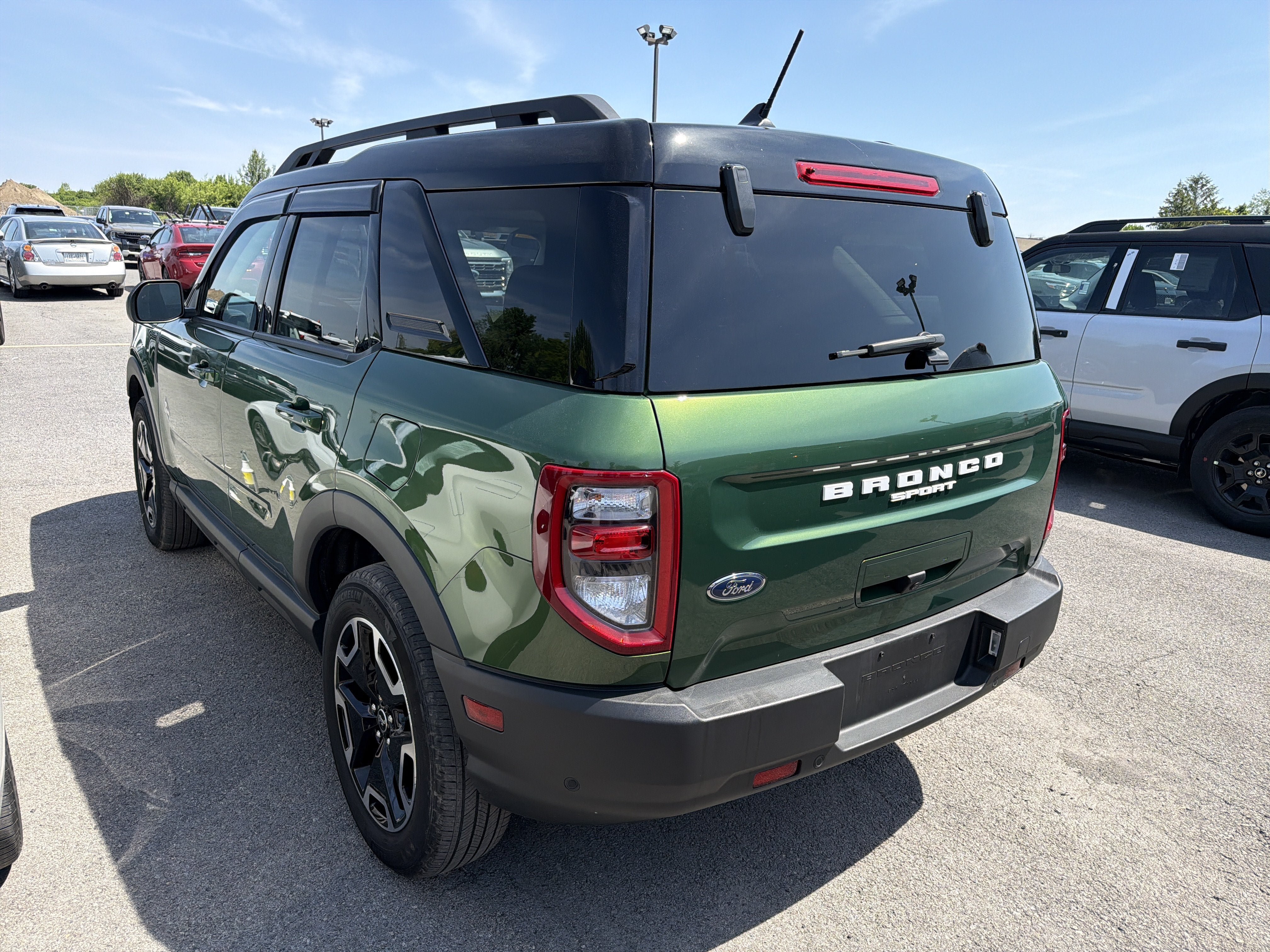 Used 2024 Ford Bronco Sport Outer Banks w/ Tech Package AWD/4WD image 5