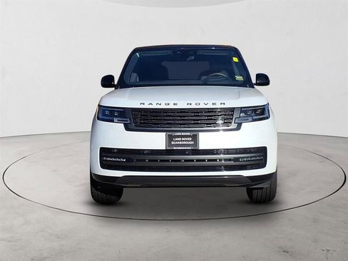 New 2025 Land Rover Range Rover SE image 2