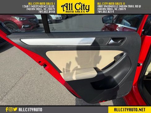 Used 2012 Volkswagen Jetta TDI image 15