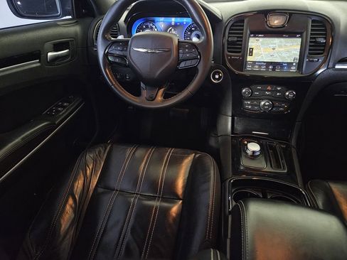 Used 2023 Chrysler 300 S RWD image 6