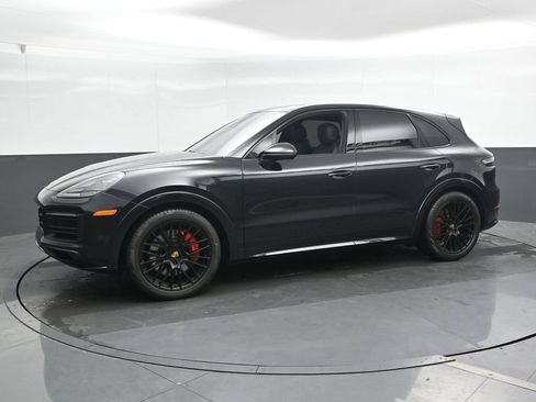 Used 2021 Porsche Cayenne GTS AWD/4WD image 7