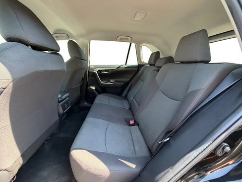 Used 2023 Toyota RAV4 XLE FWD image 14