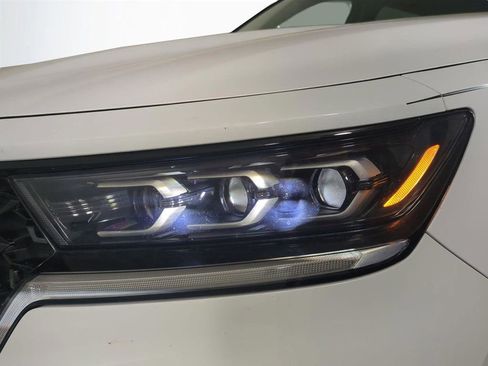 Used 2022 Kia Sorento SX image 10