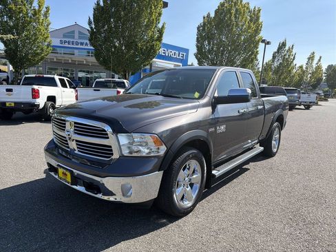 Used 2017 RAM 1500 Big Horn AWD/4WD image 5