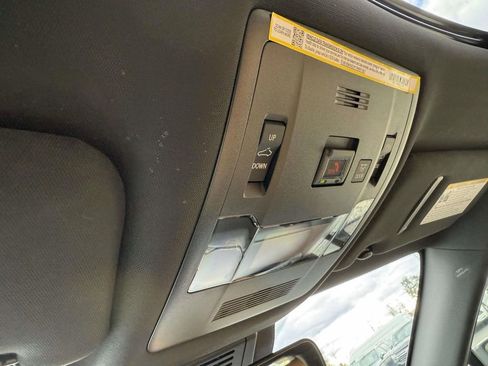 Used 2025 Lexus UX 300h AWD image 25